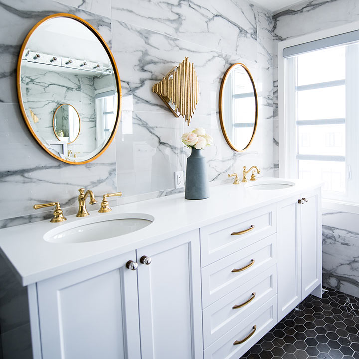 Luxury Bathroom Interior